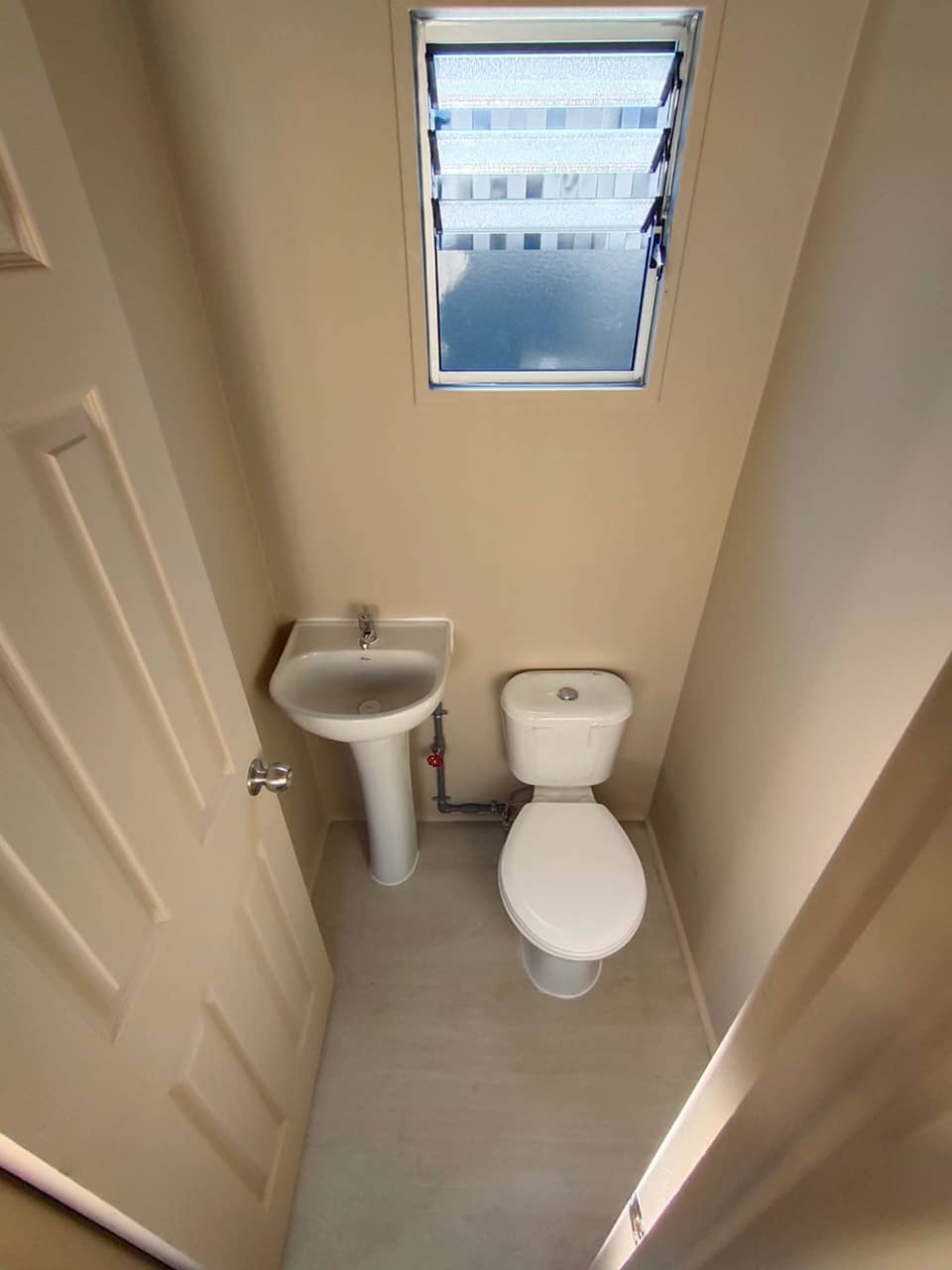 Kantoormodule met badkamer 20 voet. ( Ref: 1101 )