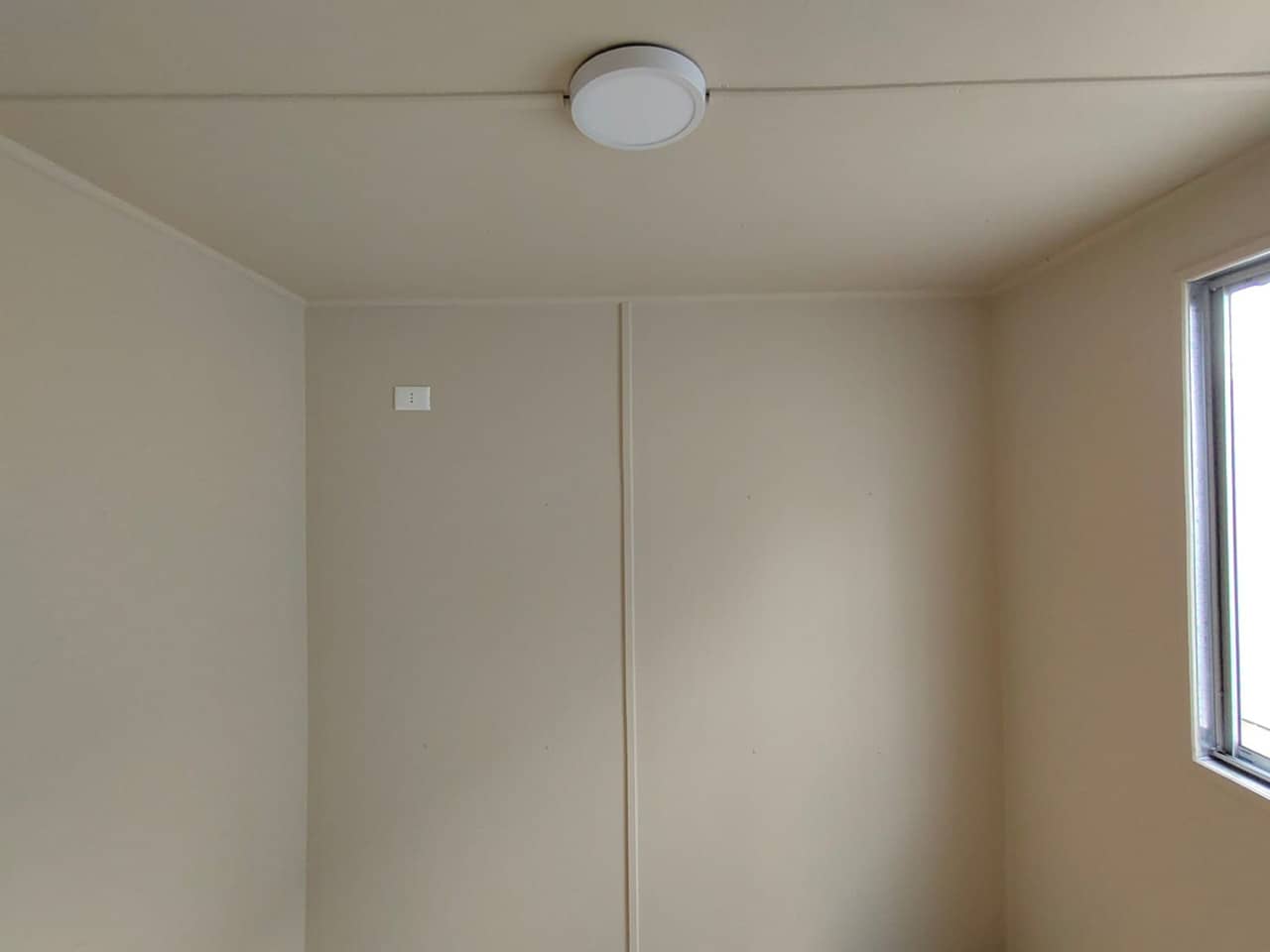 Kantoormodule met badkamer 20 voet. ( Ref: 1101 )